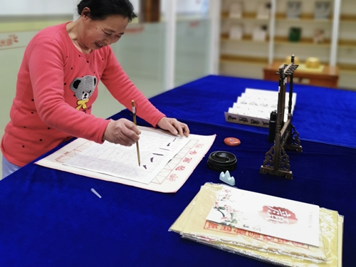 1D5C6908A51E104286533D3B6EC453FC