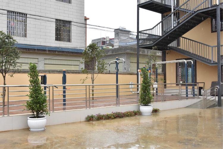 4672adbe8a9b45ada037afd5ccc5db9b.jpg-mobile