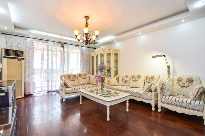 201707300114141632_700_467