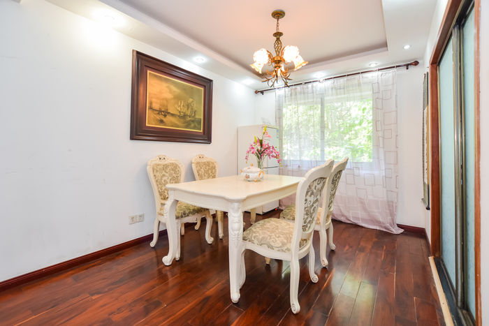 201707300114475306_700_467