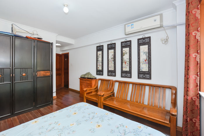 201707300113222886_700_467