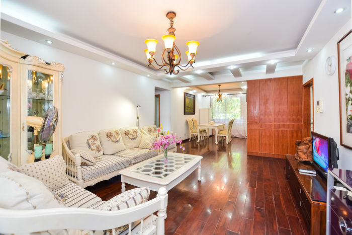 201707300114303154_700_467