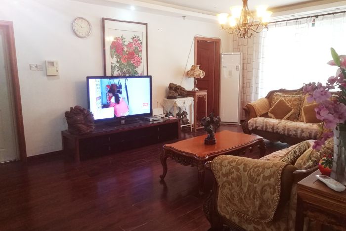 201906230916042257_700_467